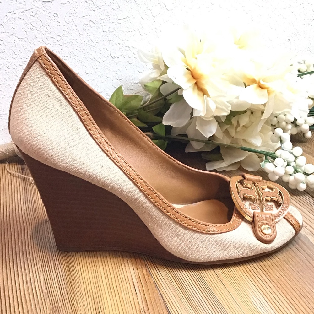 Tory Burch Cream and Tan Wedges